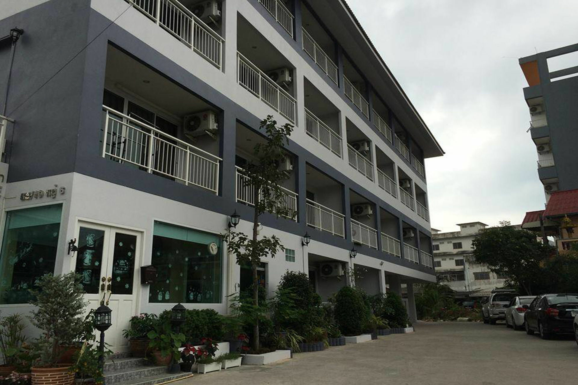 Hotel Oyo 75389 Pandora House Pattaya Exterior foto